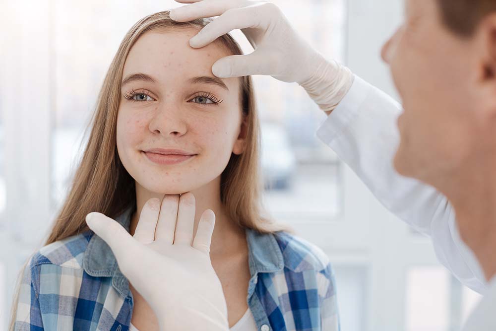 Dermatologist discussing digital marketing opportunities